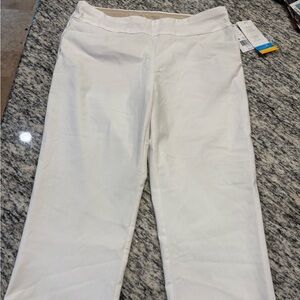 Women's White Capris
